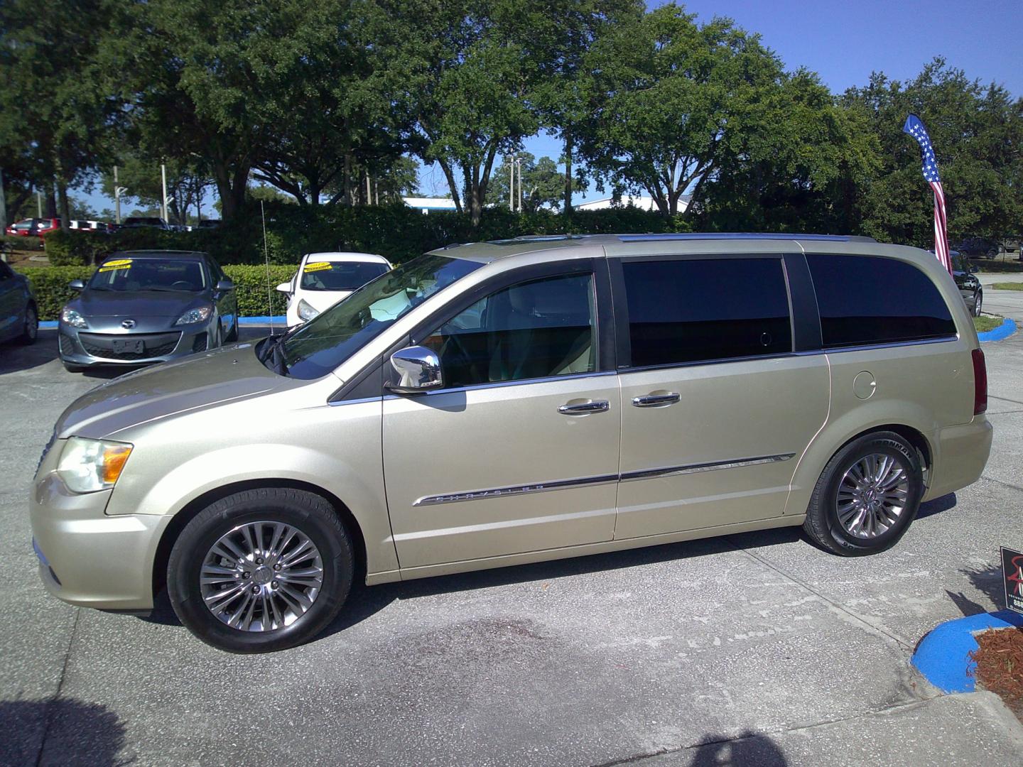 2011 GOLD CHRYSLER TOWN and COUNTRY LIMIT (2A4RR6DG5BR) , located at 390 Hansen Avenue, Orange Park, FL, 32065, (904) 276-7933, 30.130497, -81.787529 - Photo#1